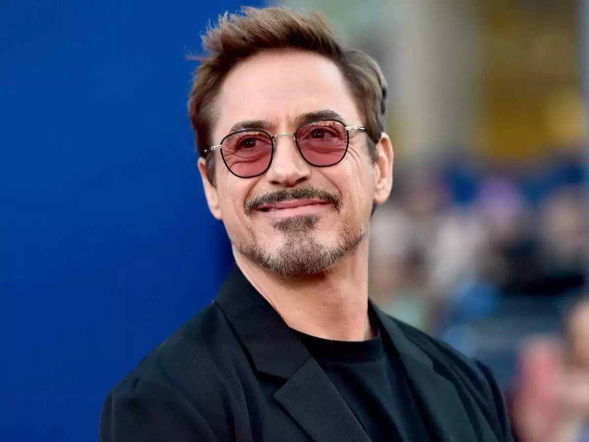 Robert Downey Jr. Height, Weight, Wife, Age, Biography & More